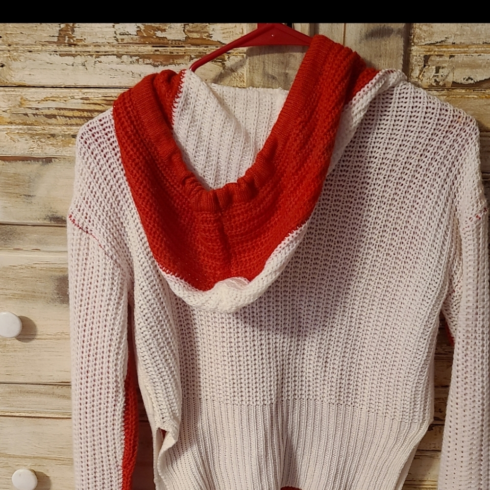Crop sweater
